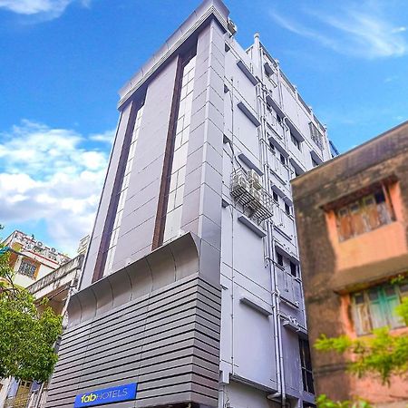 Fabhotel Eros 211 - Nr Sreebhumi Калькутта Экстерьер фото