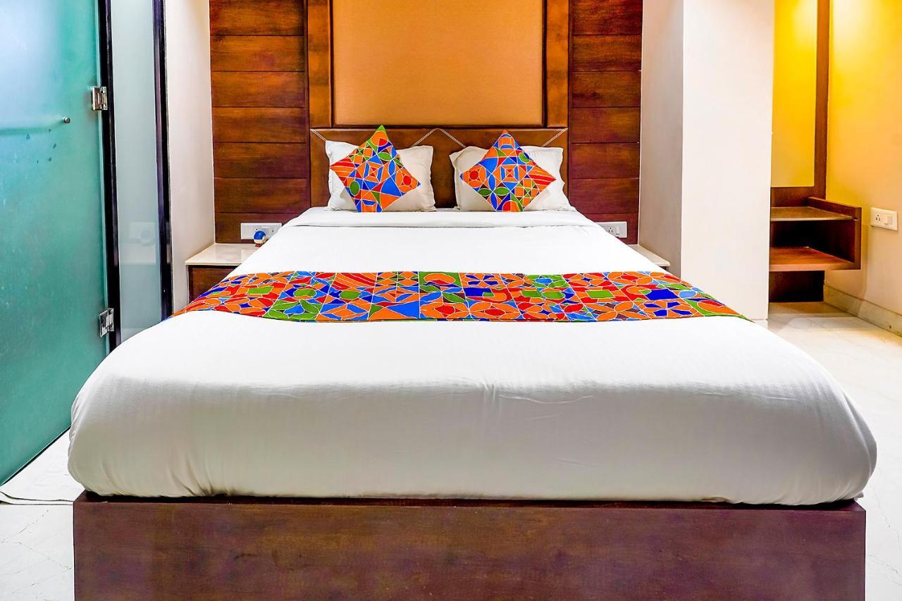 Fabhotel Eros 211 - Nr Sreebhumi Калькутта Экстерьер фото